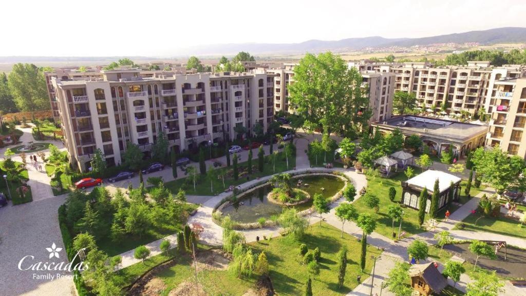 Destination Bulgaria 2000 Cascadas Private Summer Family Apartments 써니비치 외부 사진
