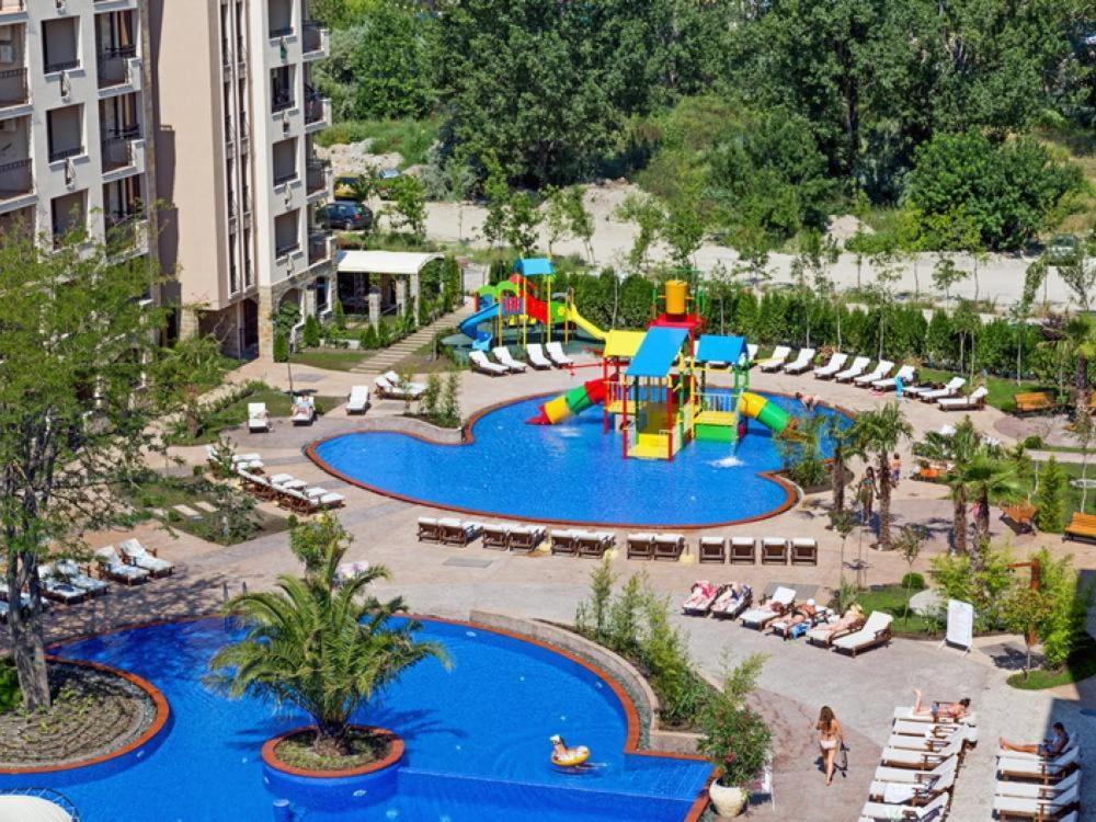 Destination Bulgaria 2000 Cascadas Private Summer Family Apartments 써니비치 외부 사진