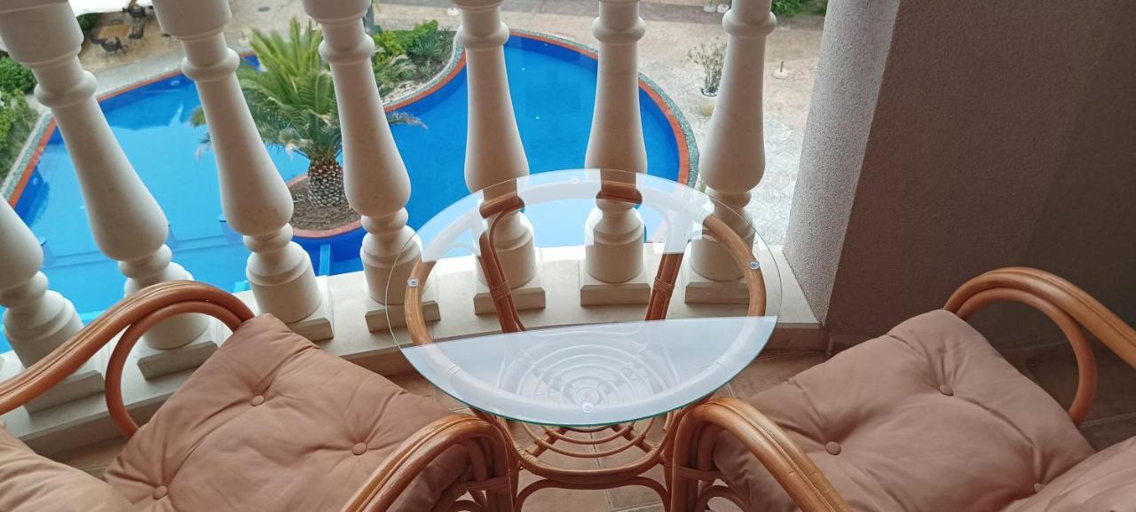Destination Bulgaria 2000 Cascadas Private Summer Family Apartments 써니비치 객실 사진